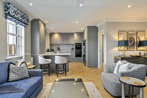 Living Room- click for photo gallery